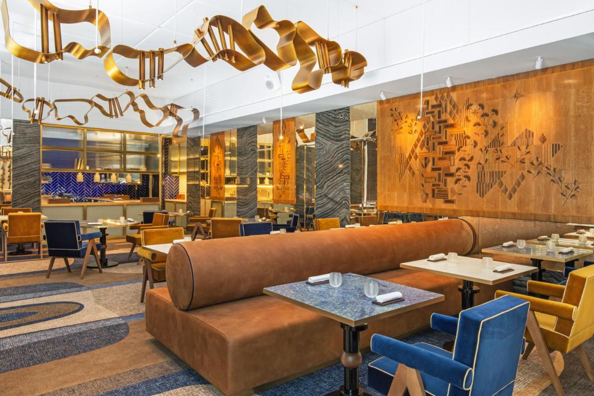 Uma área de estar em Four Seasons Hotel Ritz Lisbon