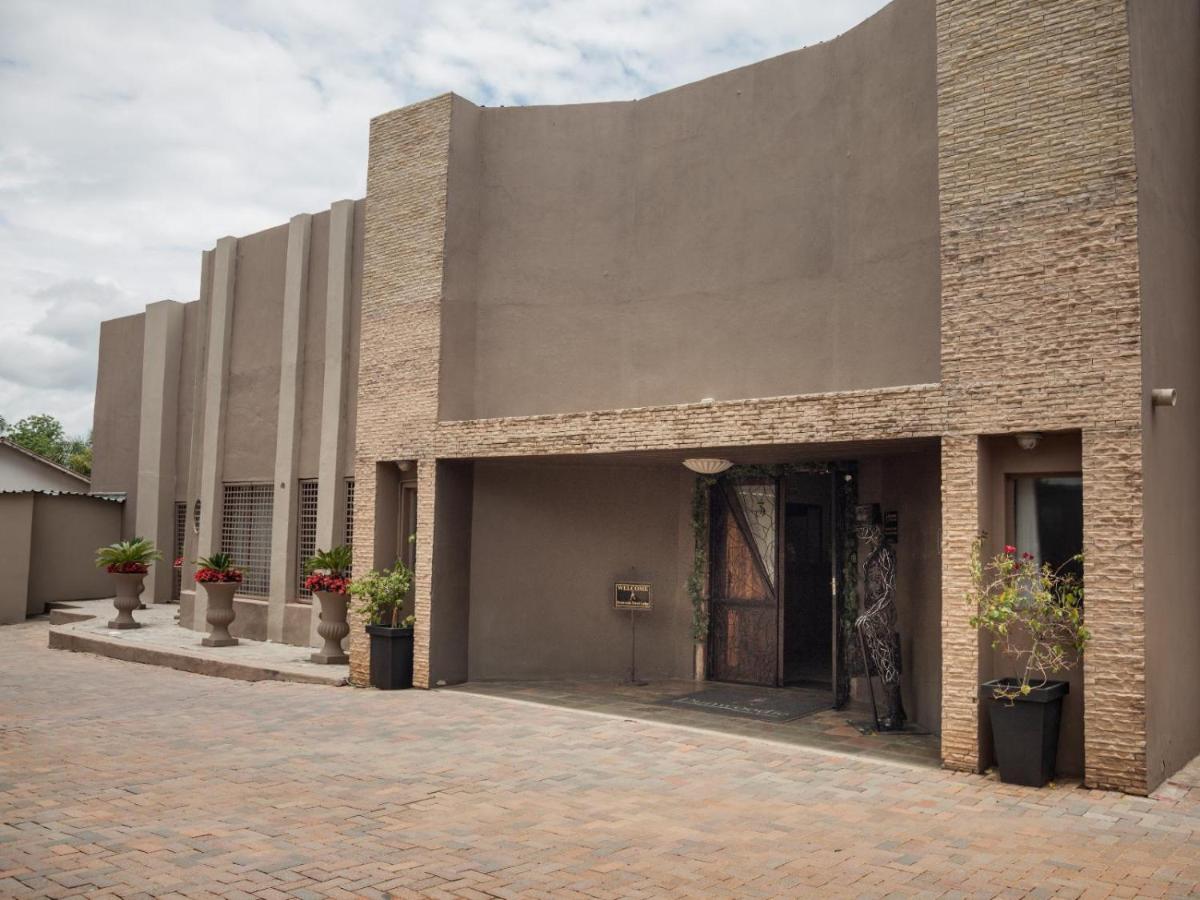Dunwoodie Travel Lodge - Housity