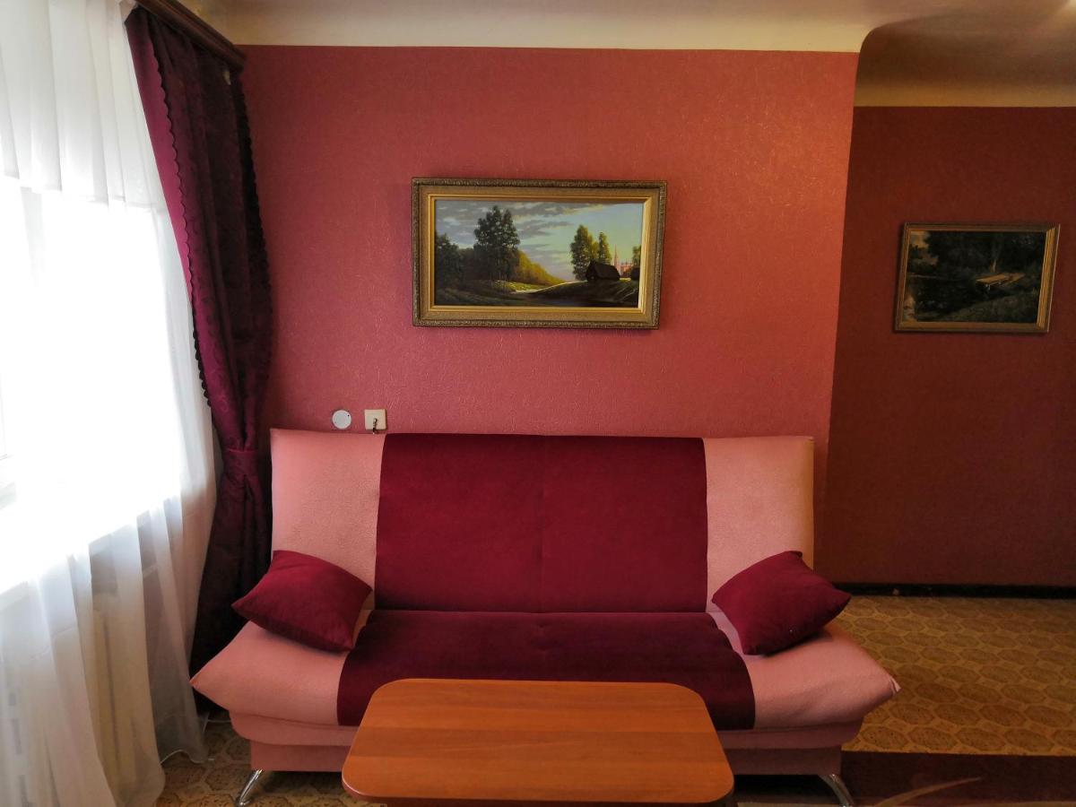 Apartment on Chapayeva 39 - Housity