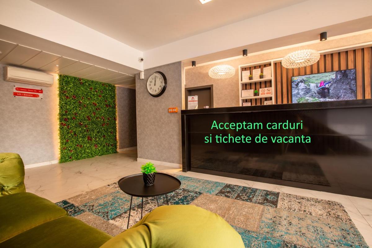 Bach Apartments - Housity