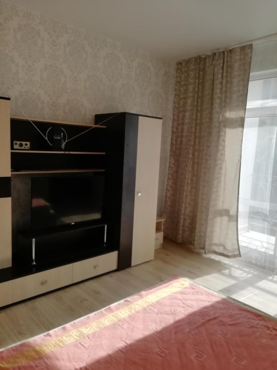 Izumrudnyi gorod gelendzhika - Housity