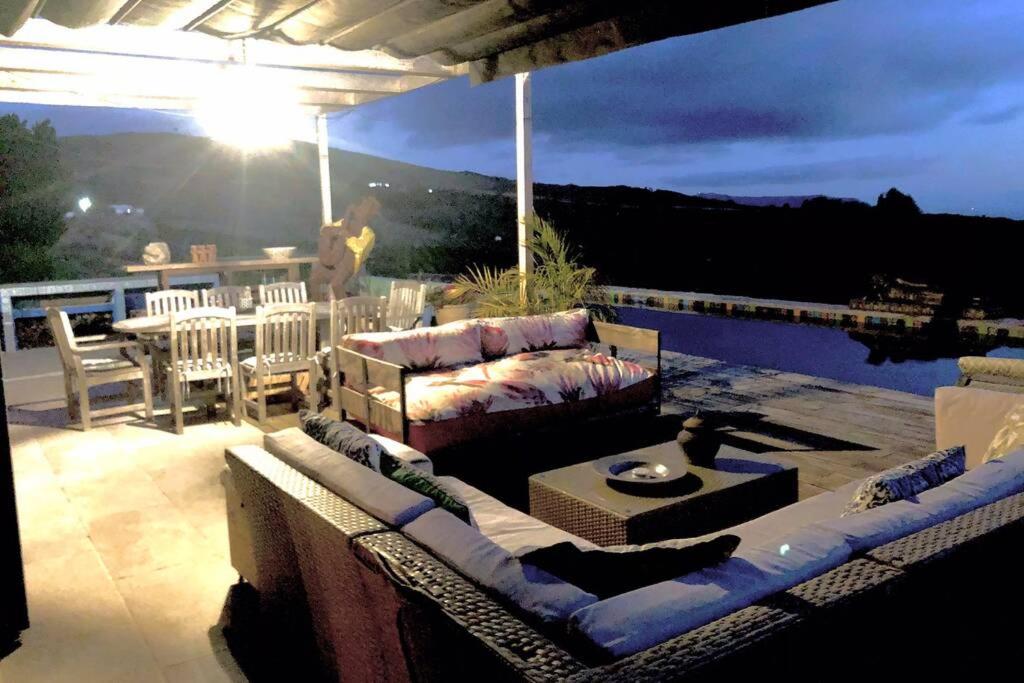 Mountain top escape - Housity