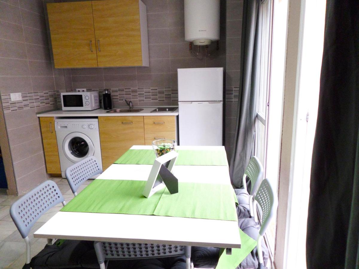 ENJOY Apart. Centro y Playa Cervantes - Housity