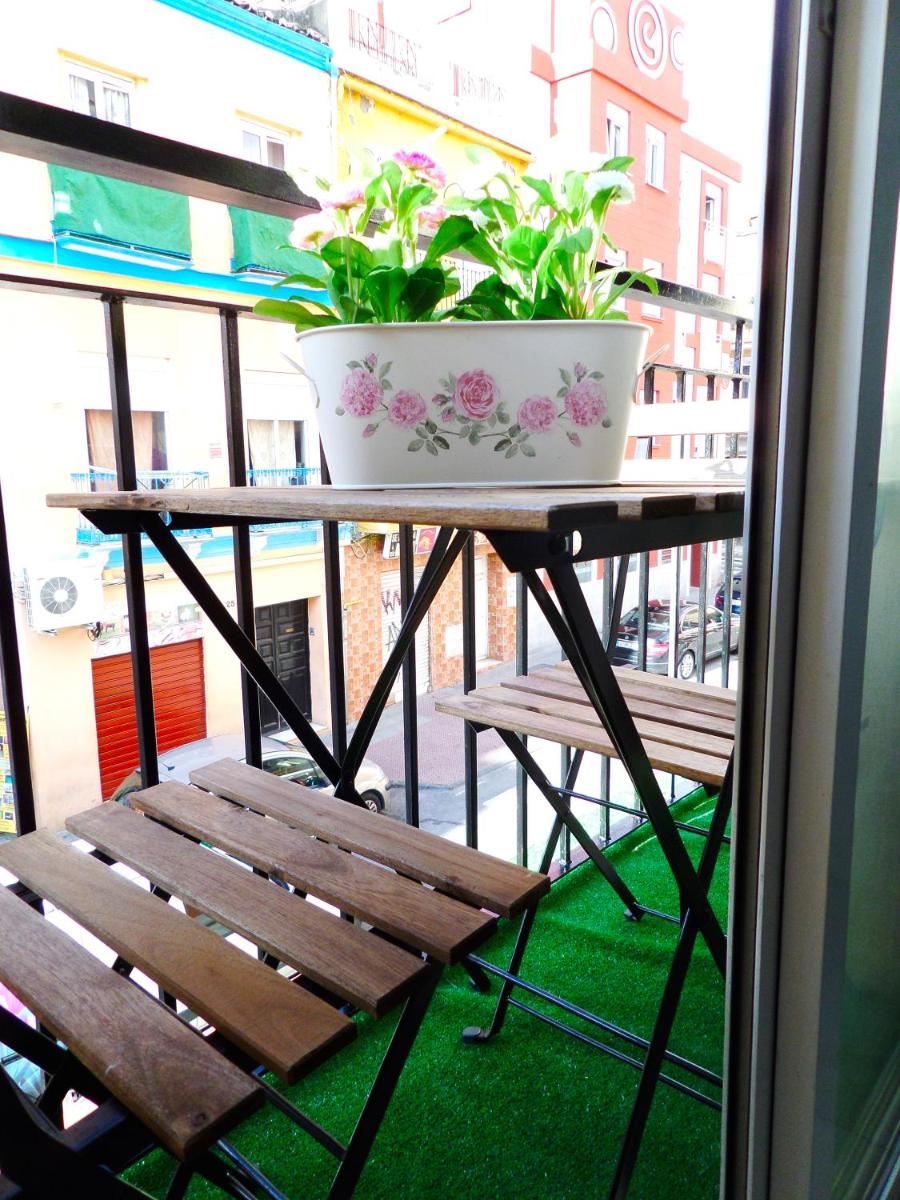 ENJOY Apart. Centro y Playa Cervantes - Housity
