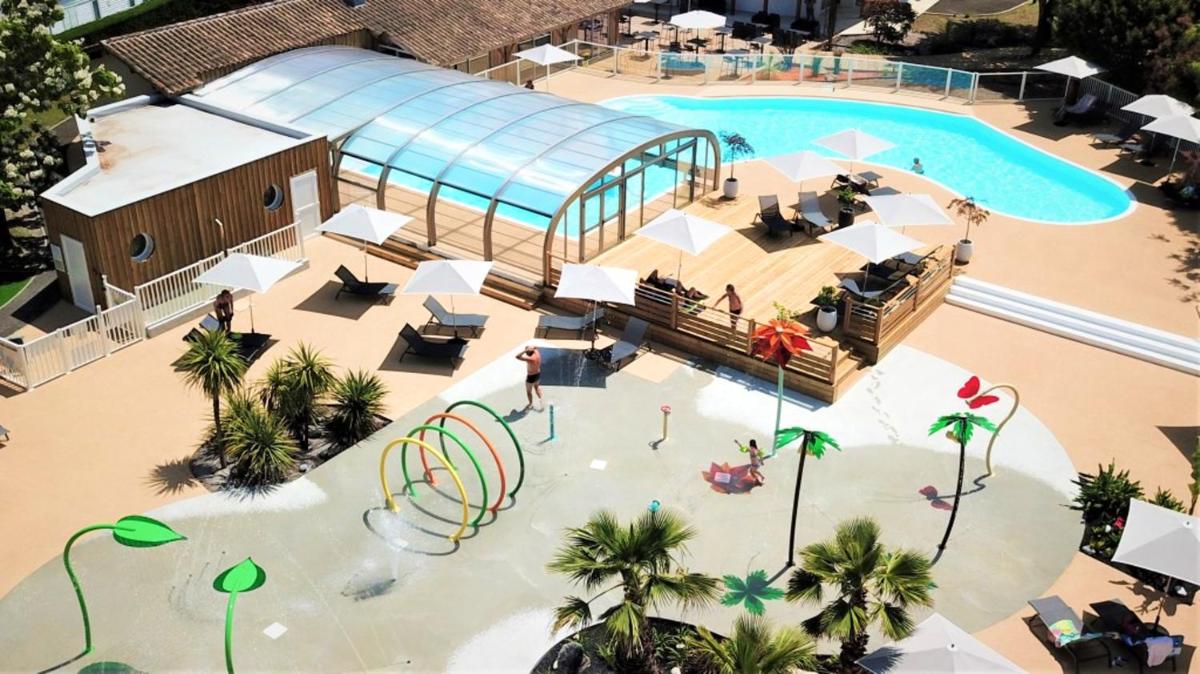 Maison accueillante a Biscarrosse avec piscine et jardin - Housity