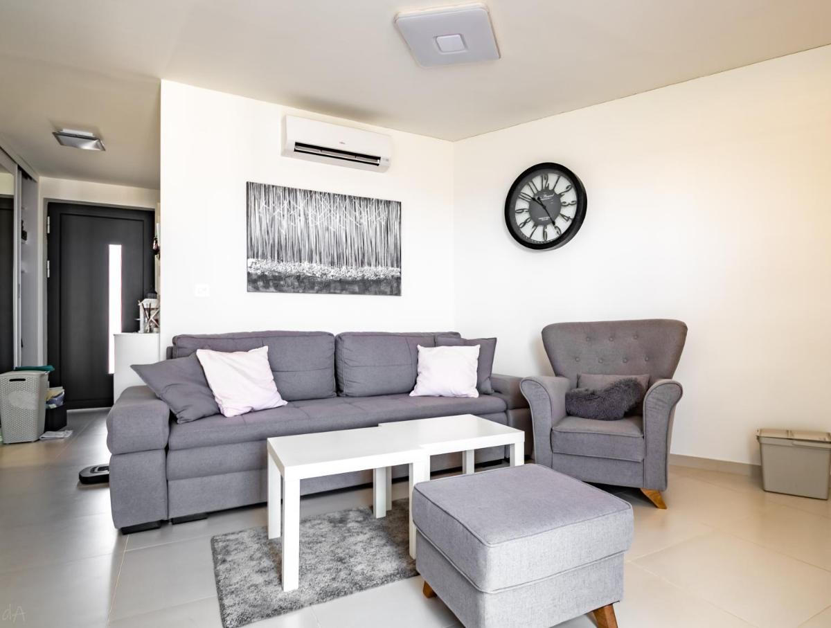 Boutique La Perla Jacuzzi - Housity