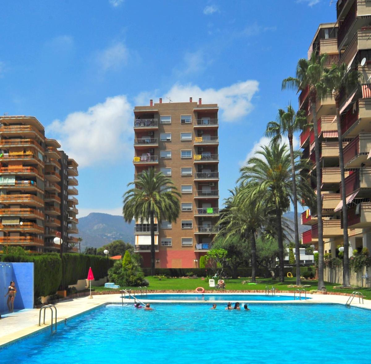 Bali Orangecosta - Housity