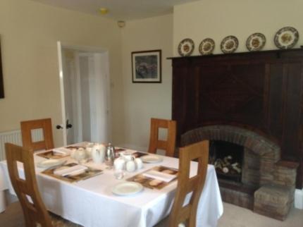 Whitethorn Bed and Breakfast - Housity