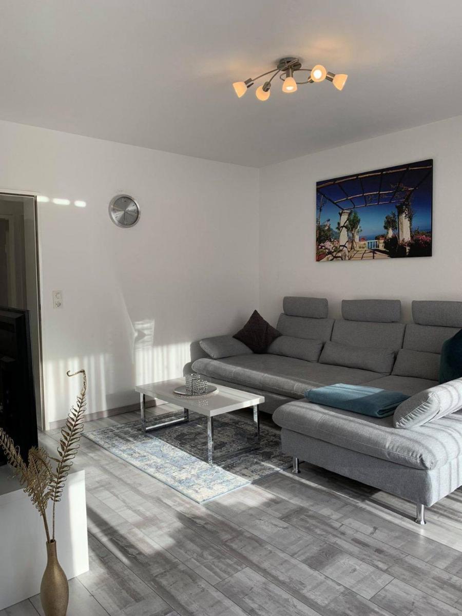 Mariposa 2 - Housity