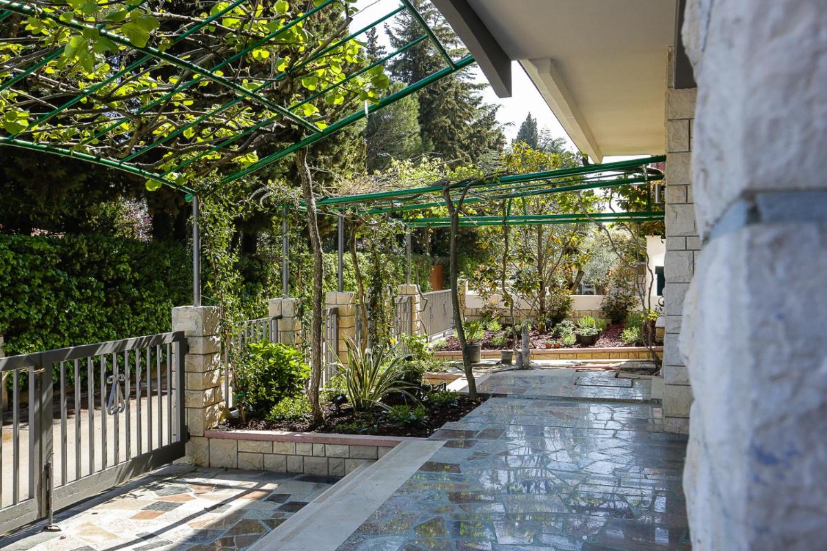 Apartments Villa Sofia - Housity