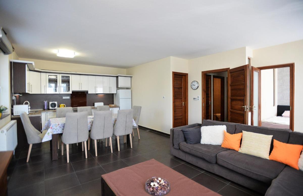 Suitetrails - Family Deluxe Apartments