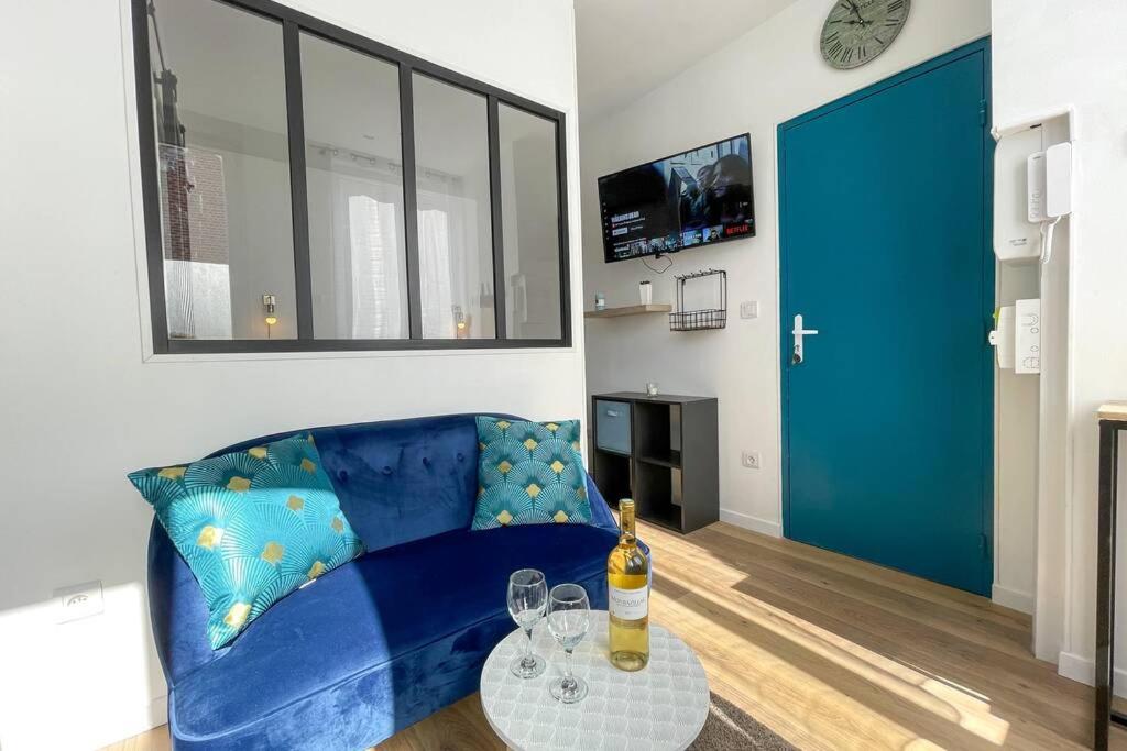 Studio Spa Privatif NETFLIX Unique Amiens - Housity