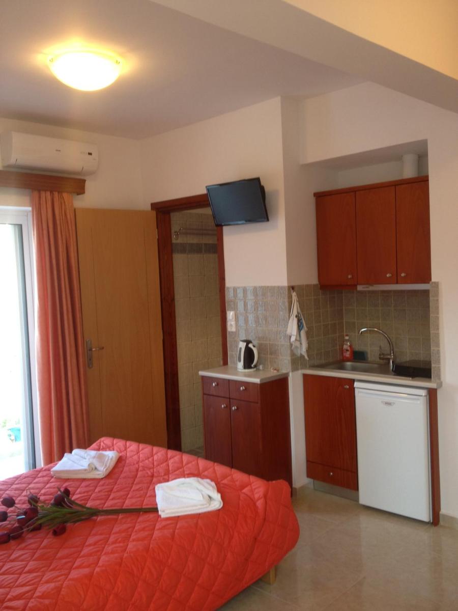 Margarita Studios - Housity