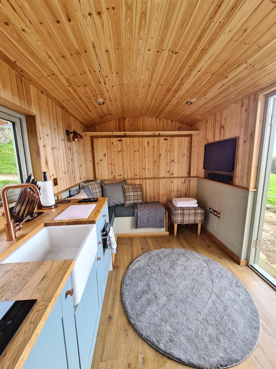 Peak District Shepherds Hut - Housity