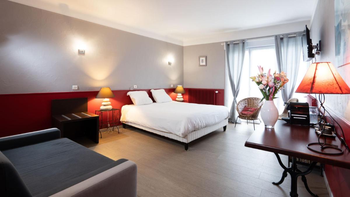 Logis Central Hôtel - Restaurant & Spa - Housity