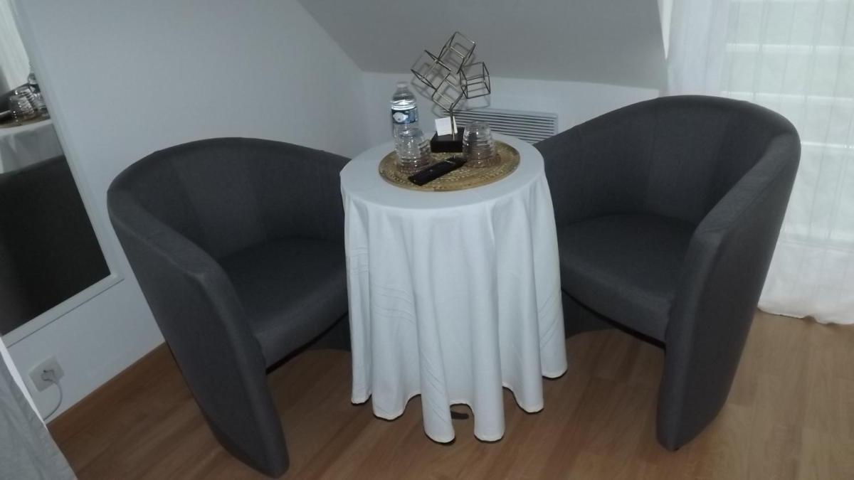 A L Ancre de la Rive - Housity
