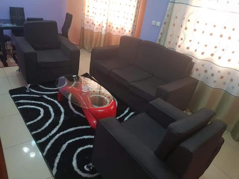 LE MILAN ( appartements et chambres meublés ) - Housity