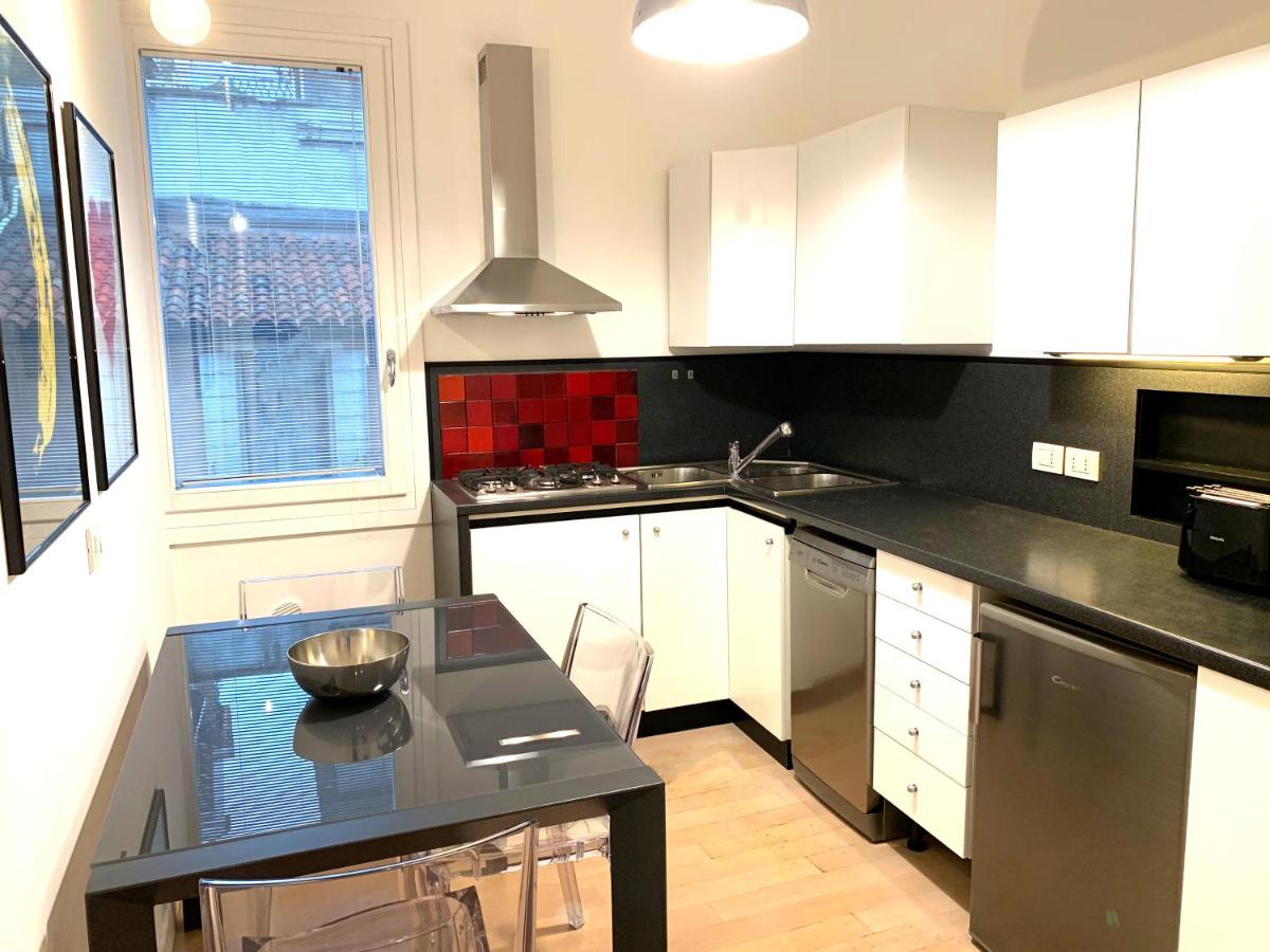 Live in The Heart of Venice - Housity