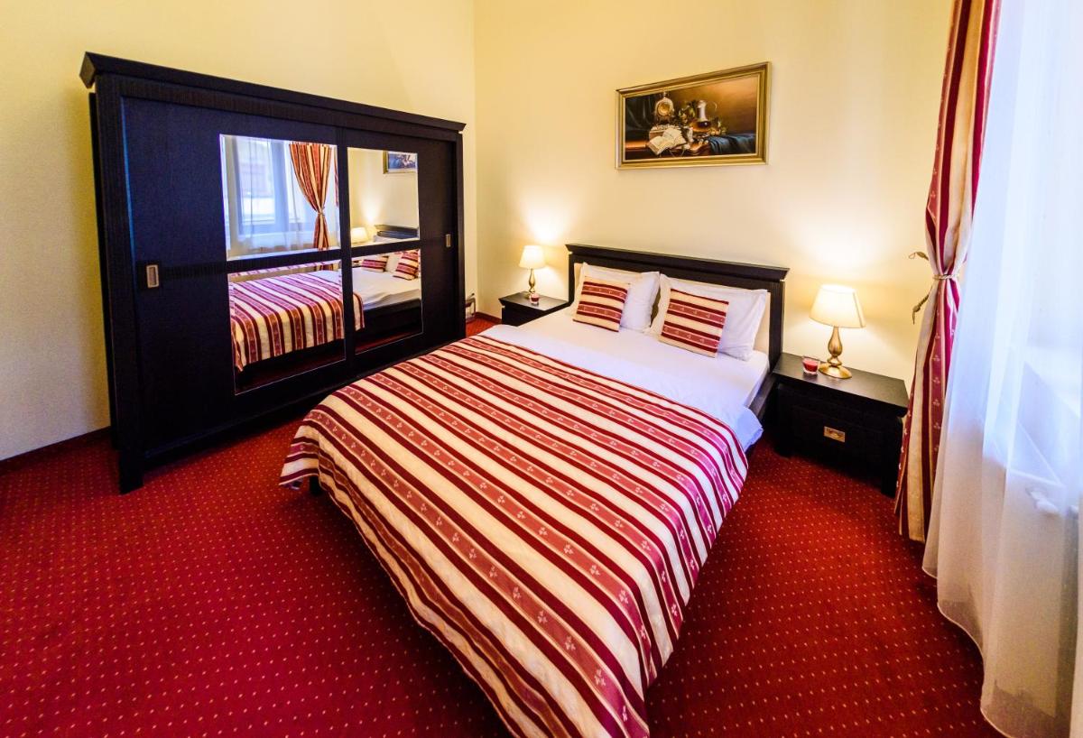 Apartament Baroc - Housity