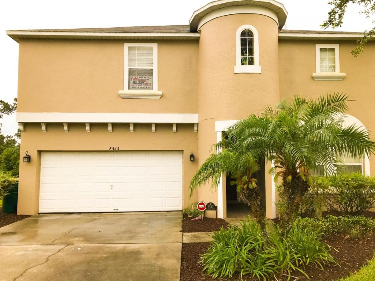 7 Bedrooms in Large Private Vacation Home by Florida Dream Homes - Housity