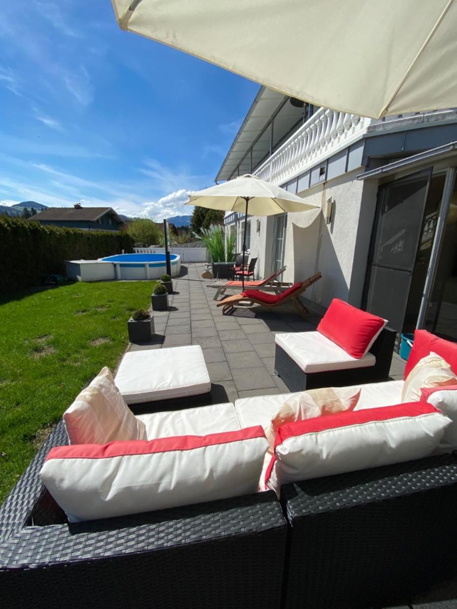 Suitetrails - Modernes Alpenapartment mit Sauna Wintergarten und Pool