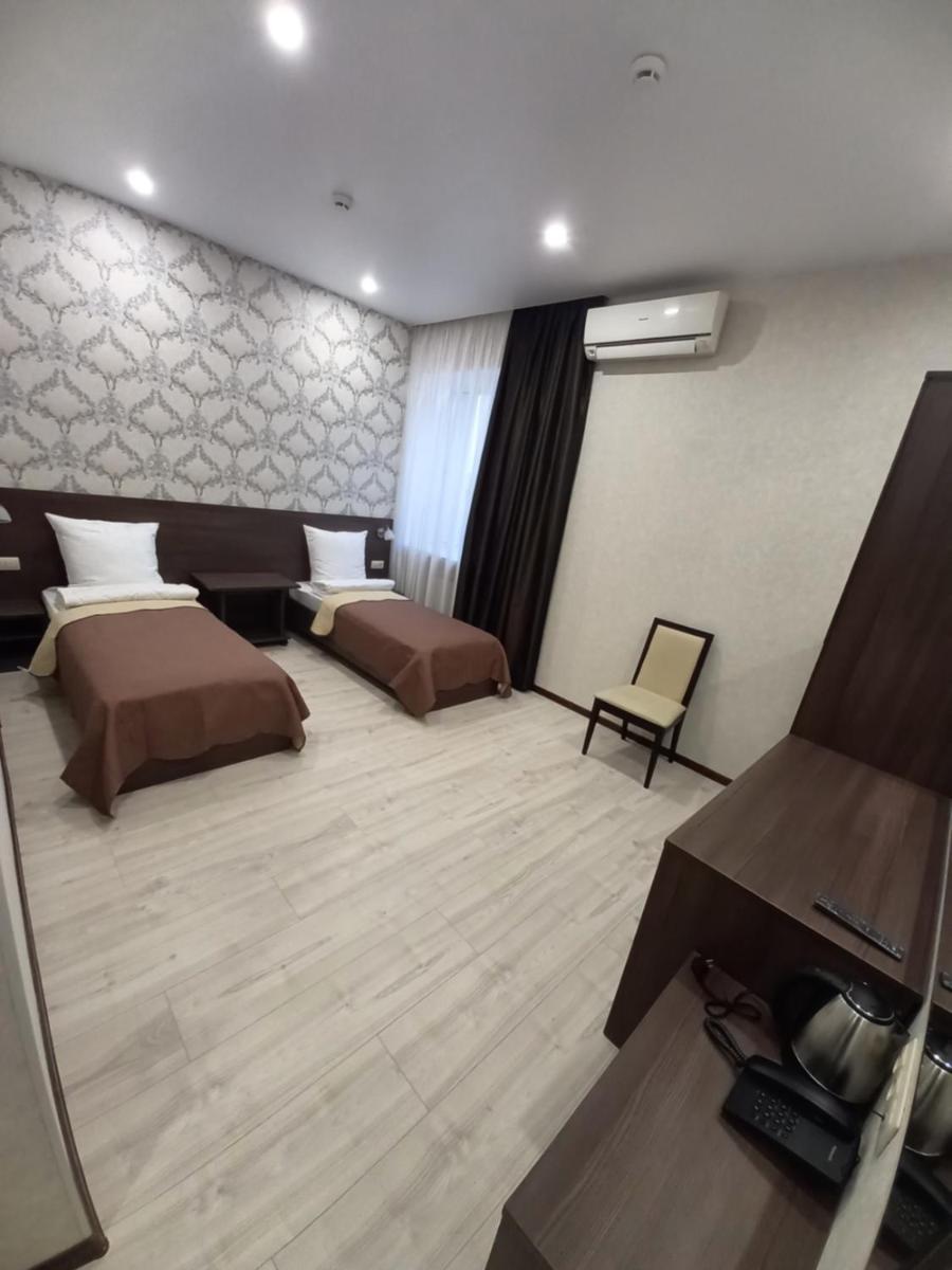 SQ Kirovsky - Housity
