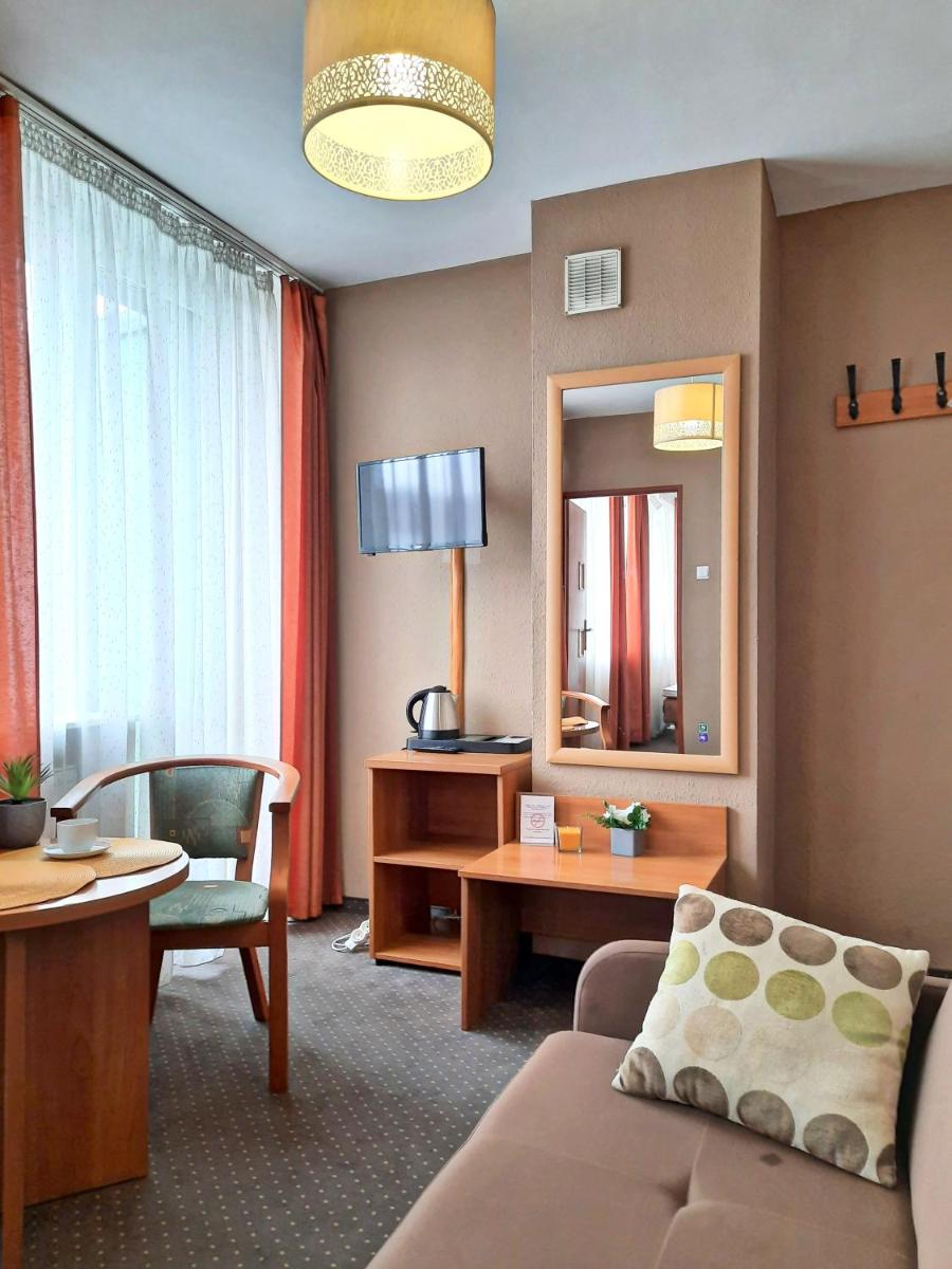 RB Rooms&Apartments - Housity