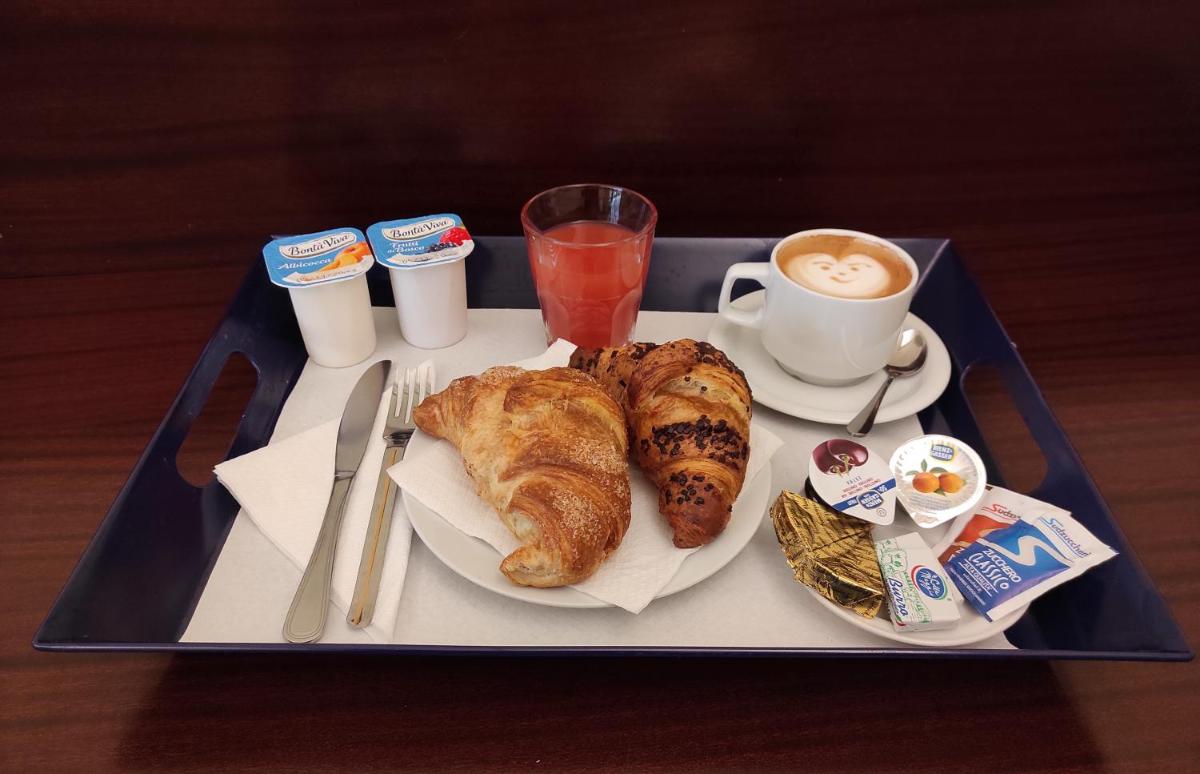 Hotel Trastevere - Housity