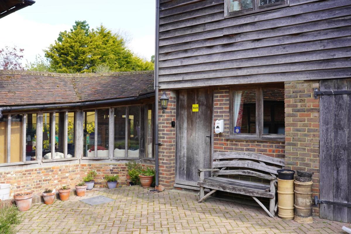 Finchden Barn - Housity