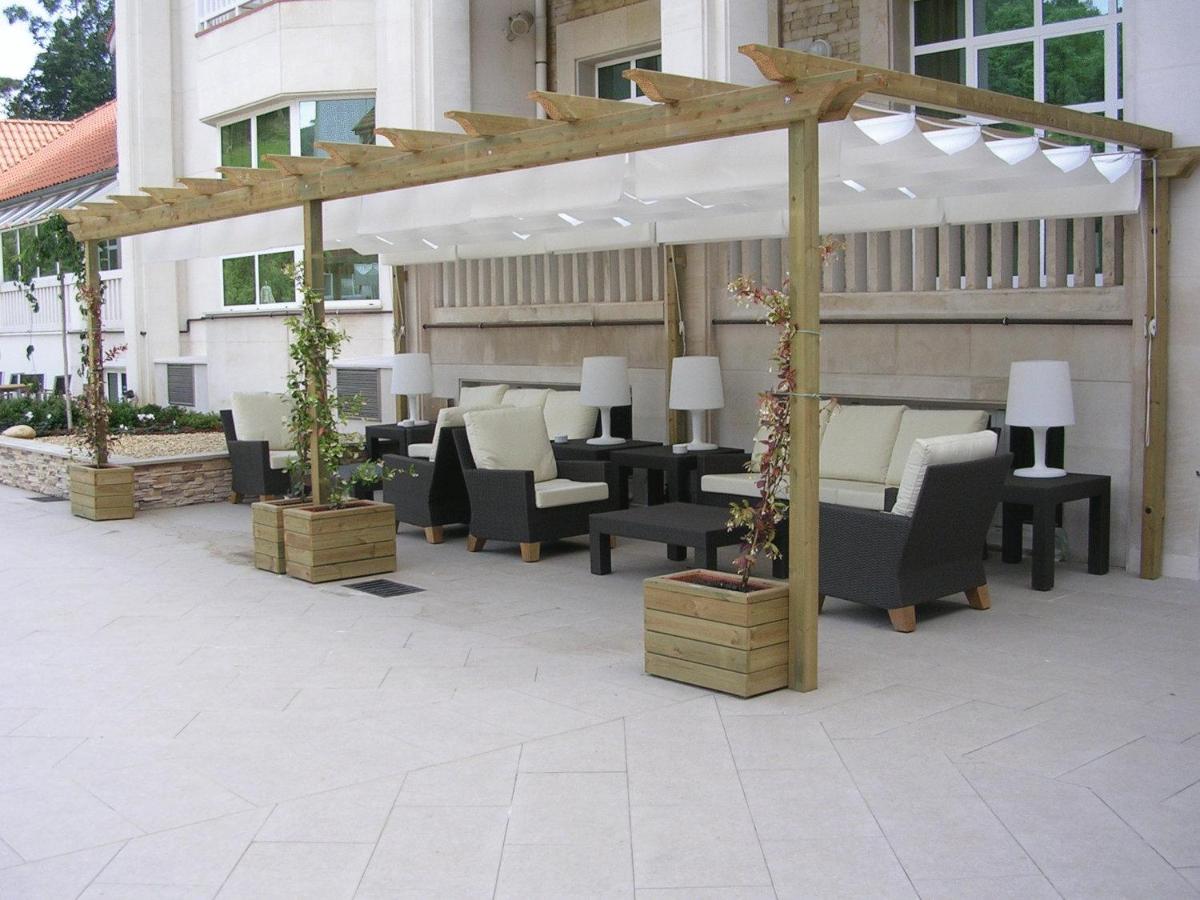 Un restaurante o sitio para comer en Gran Hotel Balneario De Puente Viesgo