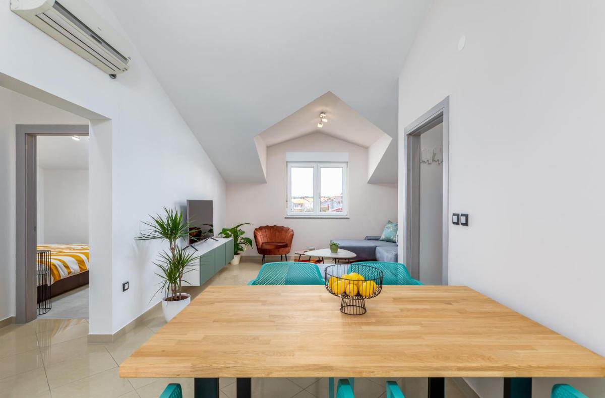 Suitetrails - Apartment Vito with sea view