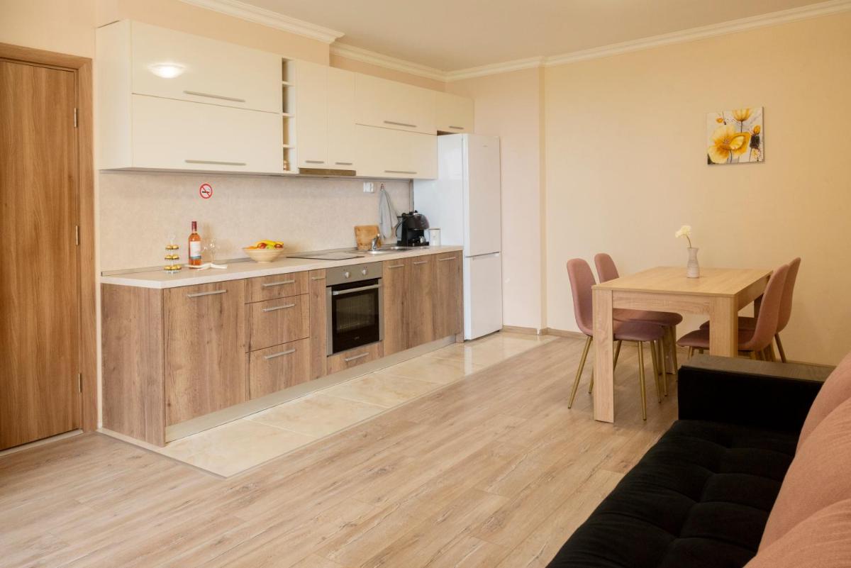 Apartment EliMar - Housity