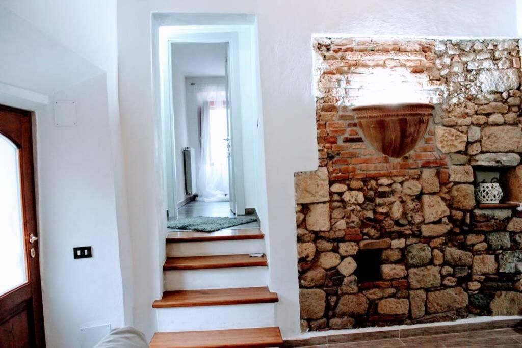 Panoramic and beautiful house 4km from the sea. - Housity