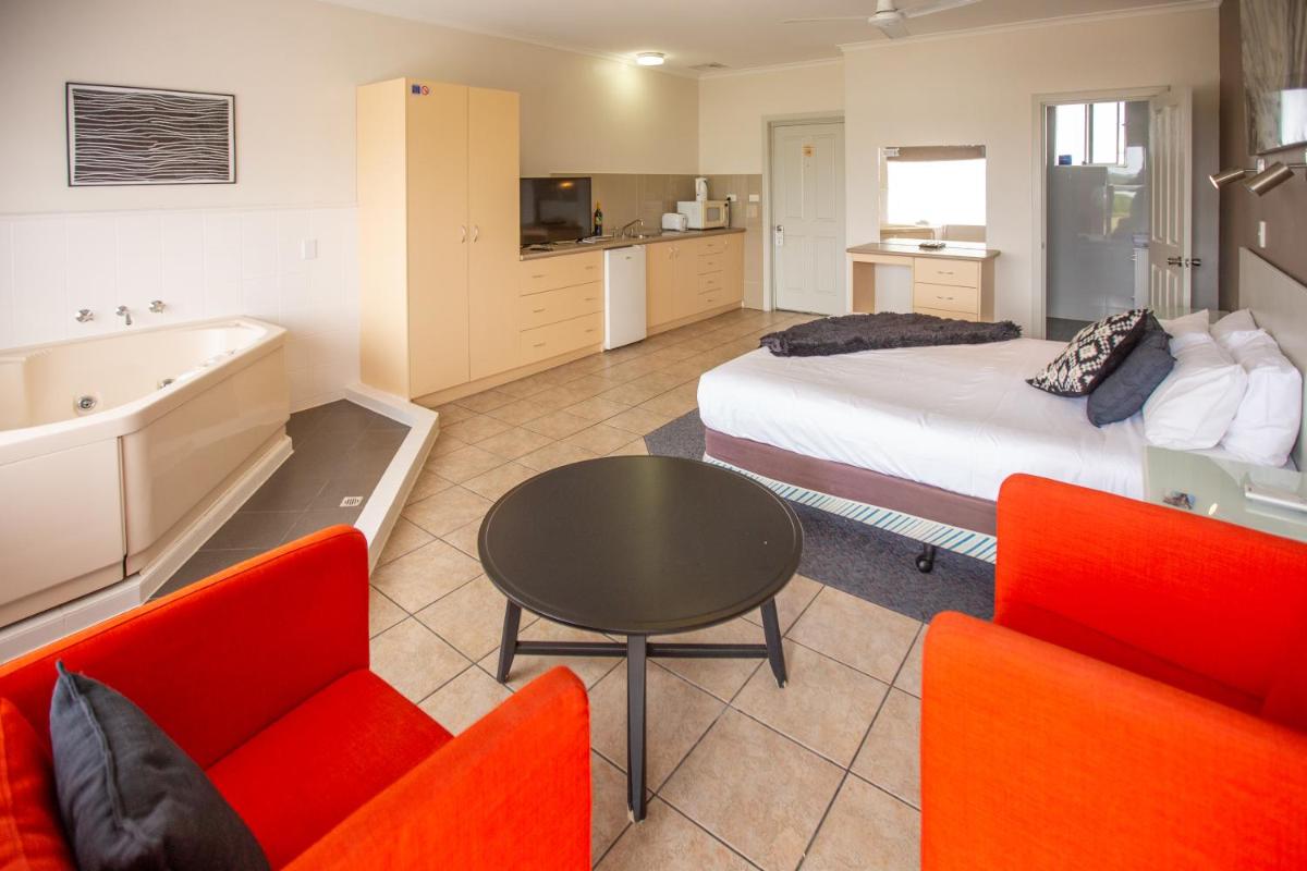 Lakeview Motel and Apartments - Housity