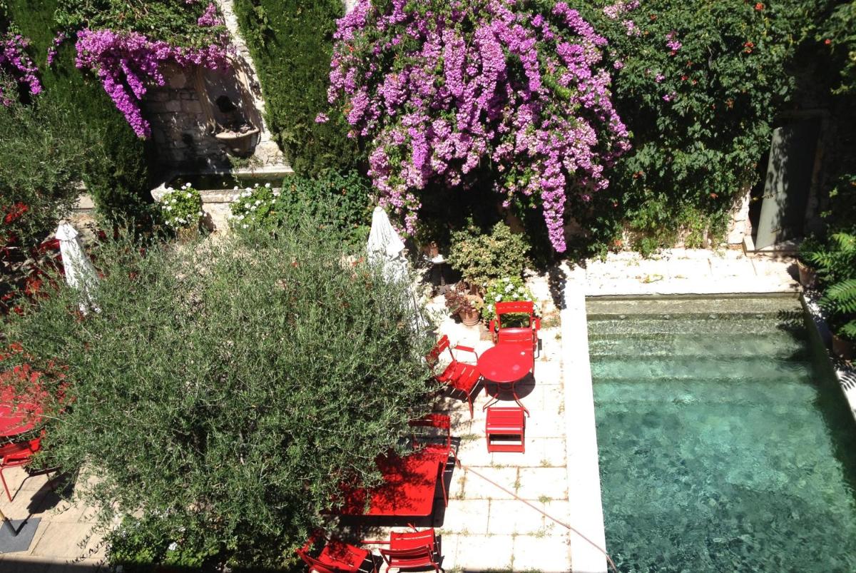 Hotel Les Templiers - Housity