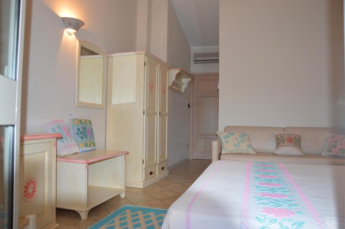 Hotel La Palma - Housity