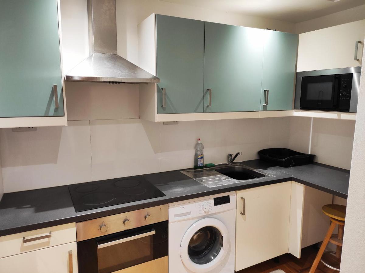Studio Flat - Housity