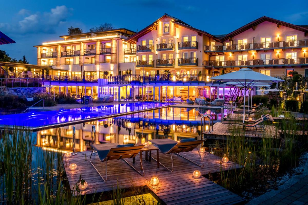 Das Stemp Wellnessresort 4 Sterne Superior - Housity
