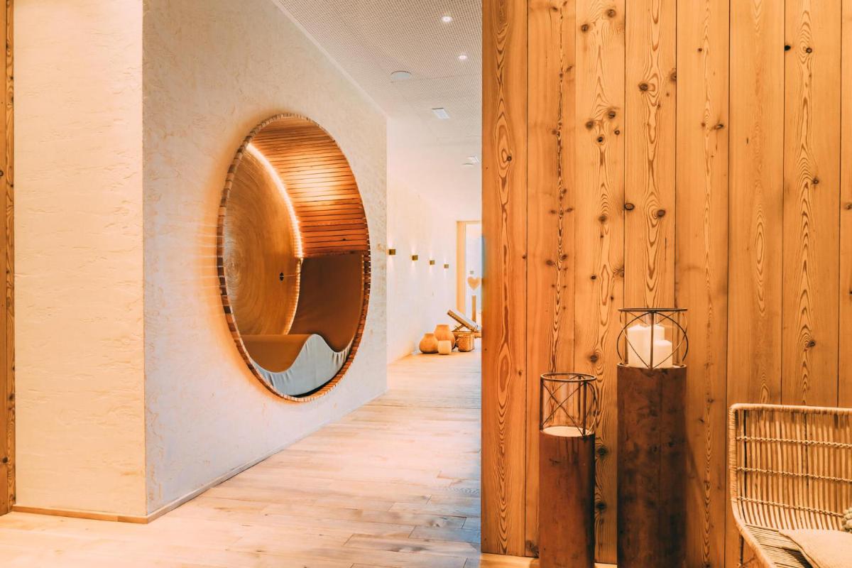 Gut Hügle Erlebnishof Familienhotel & Spa - Housity