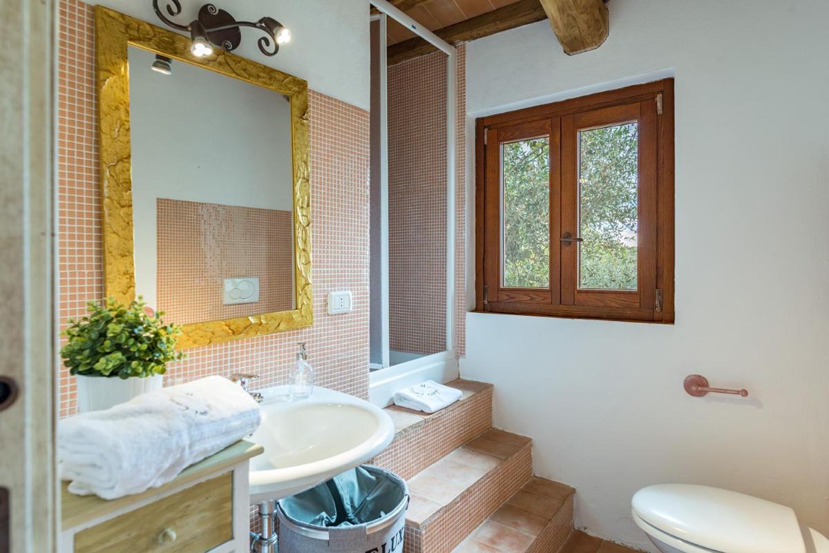 CASALE MONTEGIOVI 6, Emma Villas - Housity