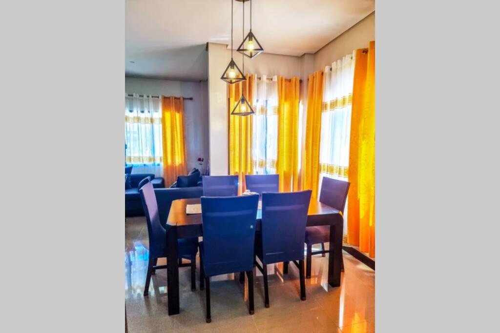 Argao Royal Palm beach house+wifi+great amenities - Housity