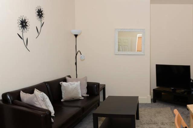 Avenham Apartments - Housity