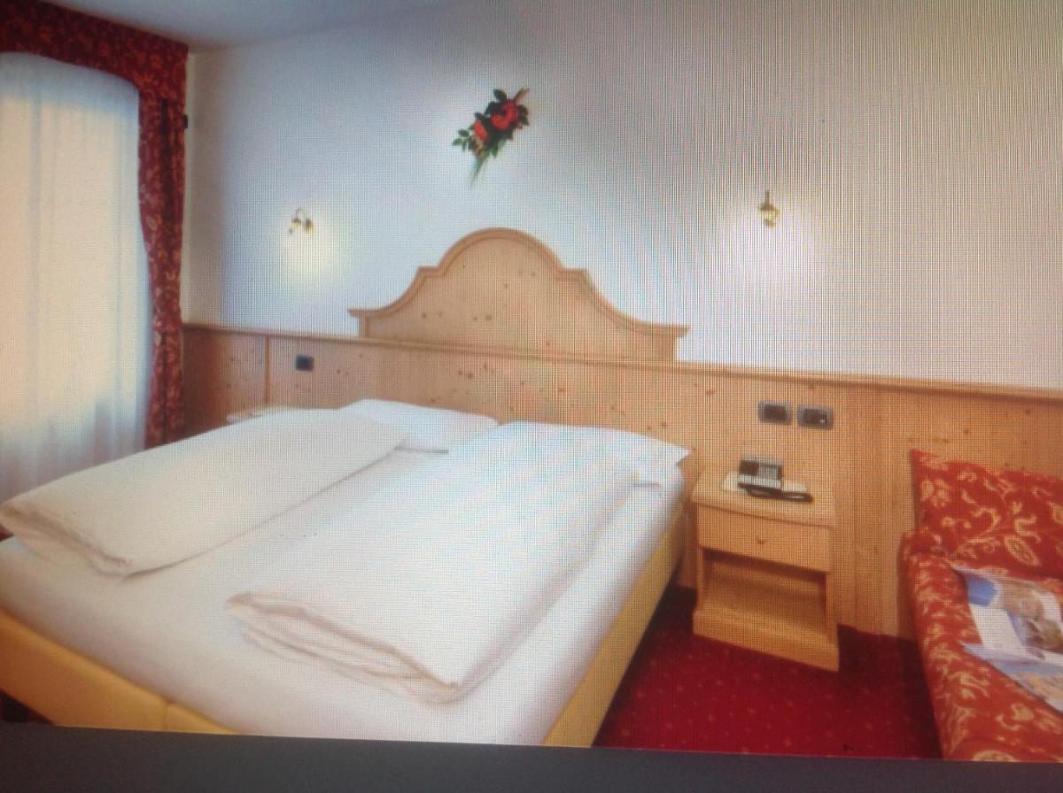 Hotel Pordoi - Fam Furgler - Housity