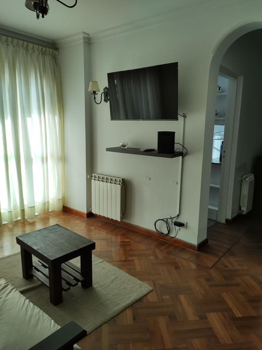 DEPARTAMENTO EN MICROCENTRO CON COCHERA - Housity