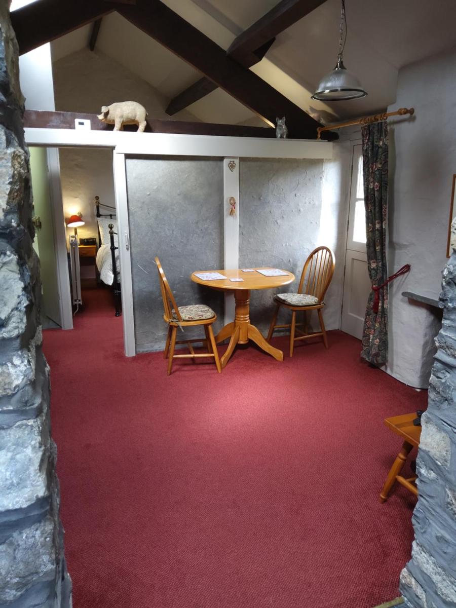 Lile Cottage at Gleaston Water Mill - Housity