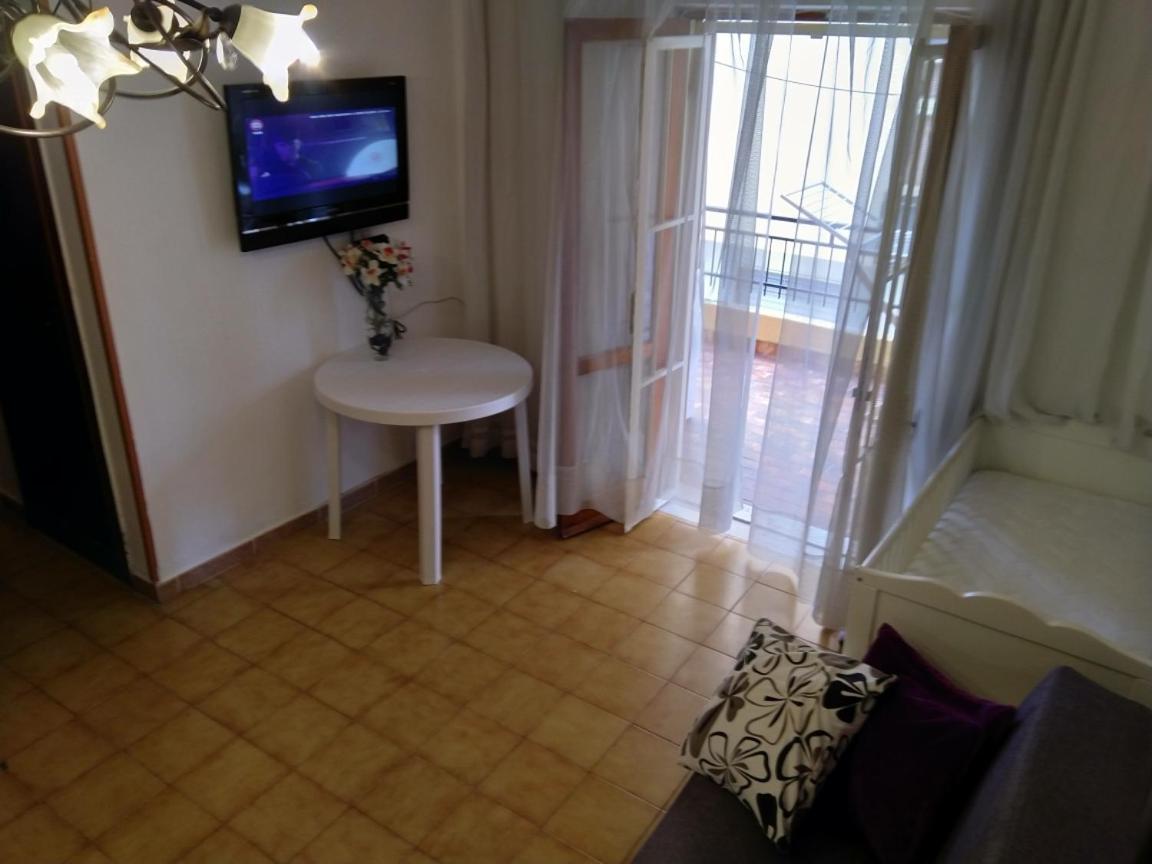 Suitetrails - Apartments Emilia