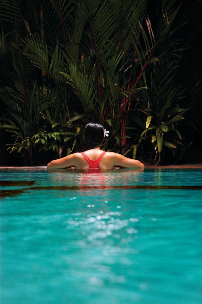 The Gateway Hotel Beach Road, Calicut - Housity