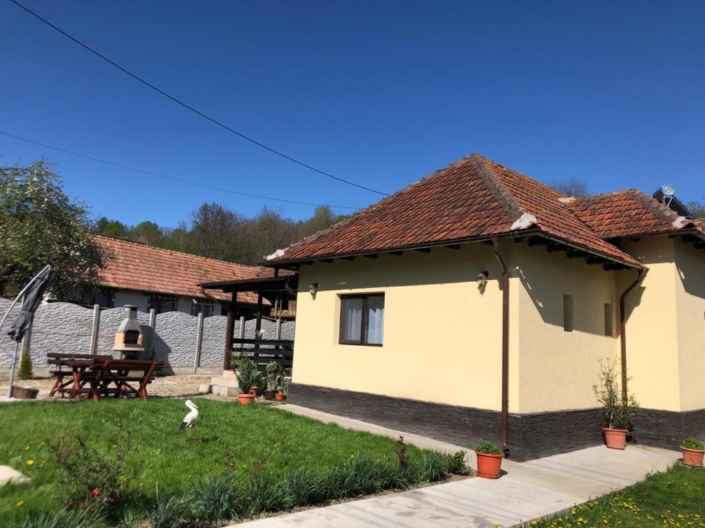 Casa Rusea - Housity