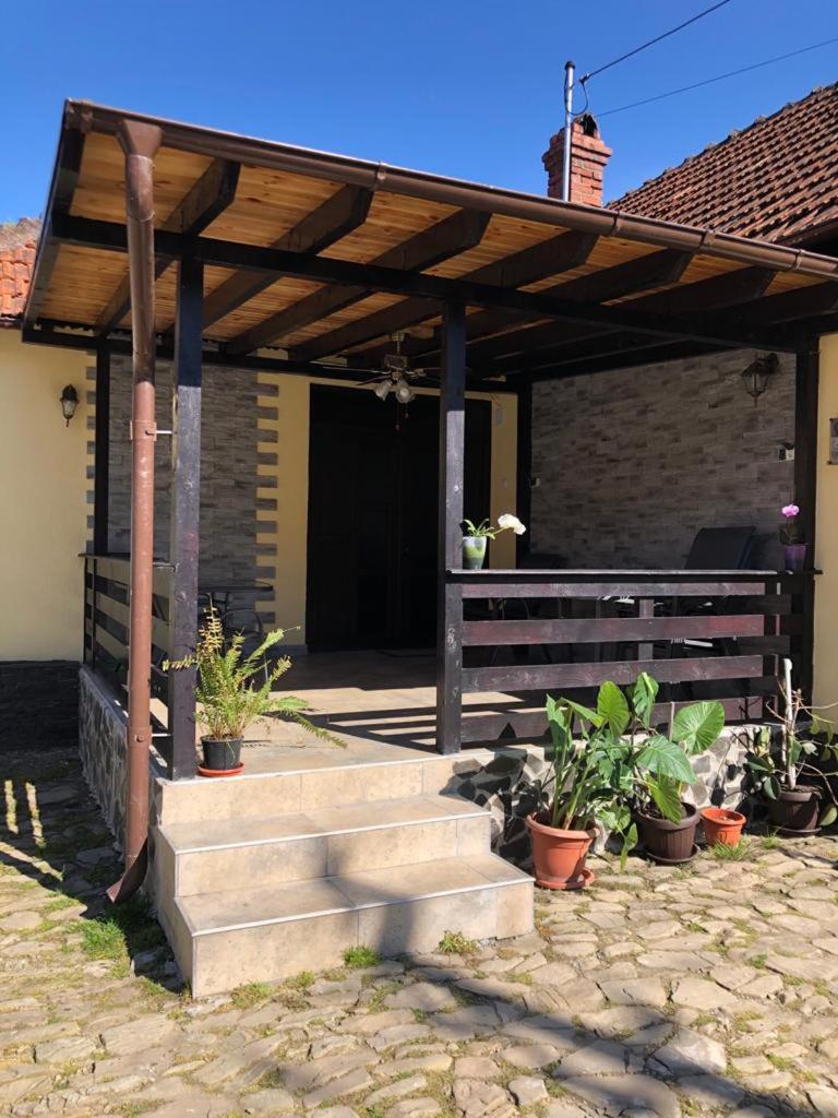Casa Rusea - Housity