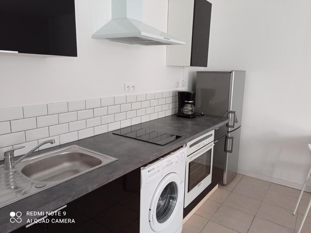 studio spacieux confortable récemment rénové - Housity